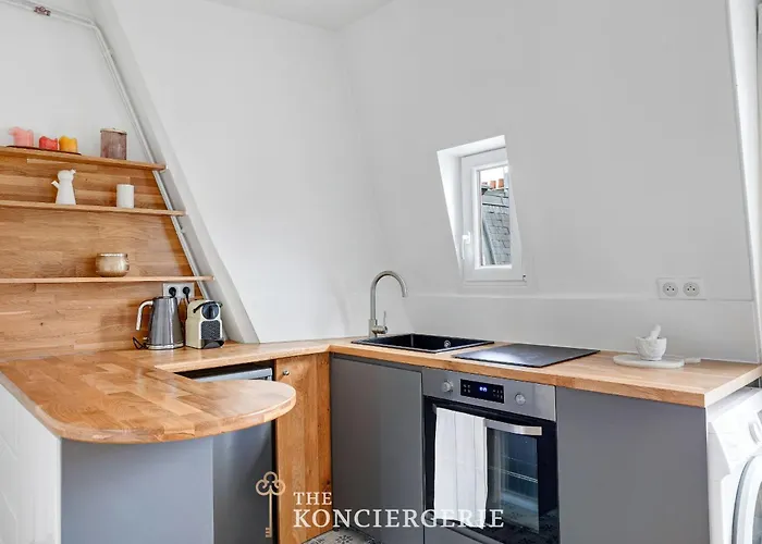 Parenthese Parisienne Sous Les Toits - Luxembourg 아파트